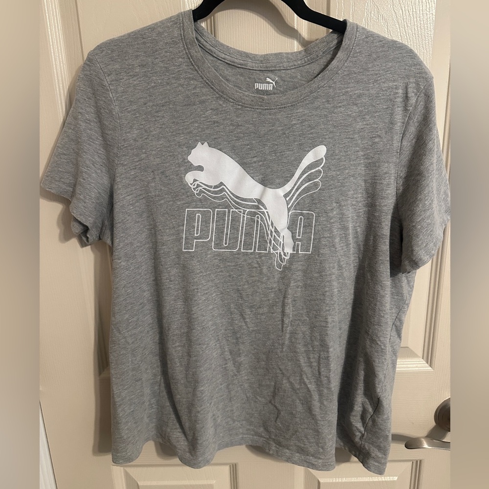 Puma Women's Gray Classic Crewneck Short Sleeve White Logo Tee, Sz XL